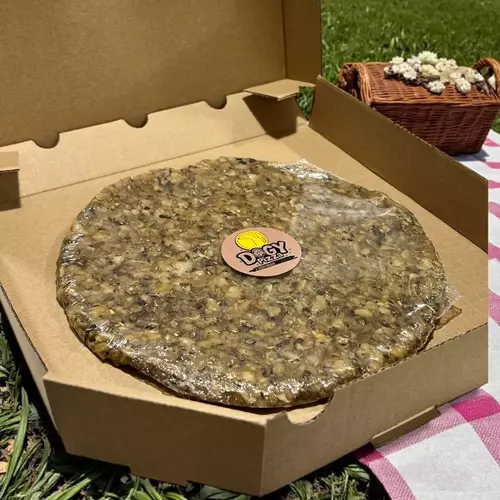 DOGY PIZZA - z serem cheddar i szparagami 3